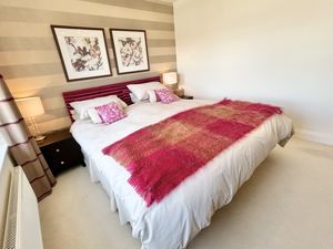 Photo 16- click for photo gallery